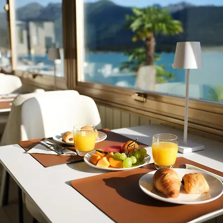 Hotel Carillon 3*