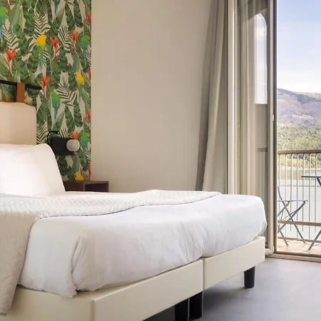 Hotel Carillon 3*